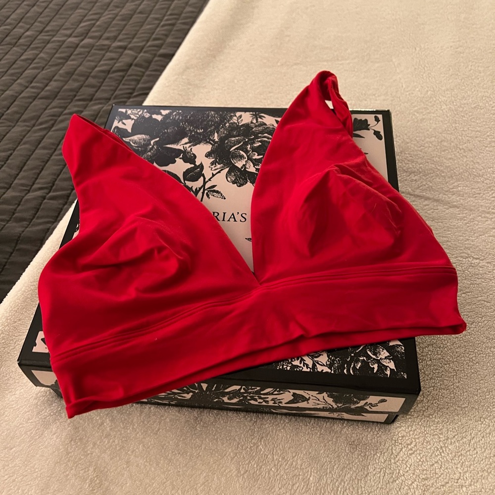 NWT Victoria's Secret Unlined Soft Wireless Lounge Bra XS